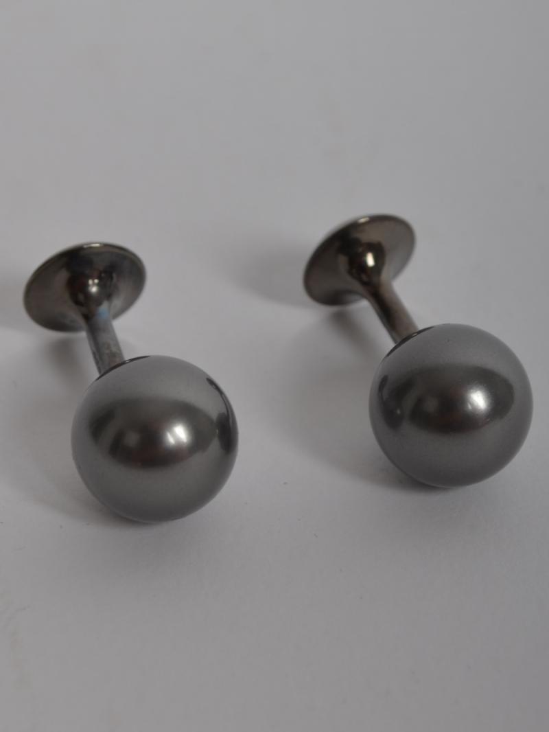 LANVIN  CUFFLINKS