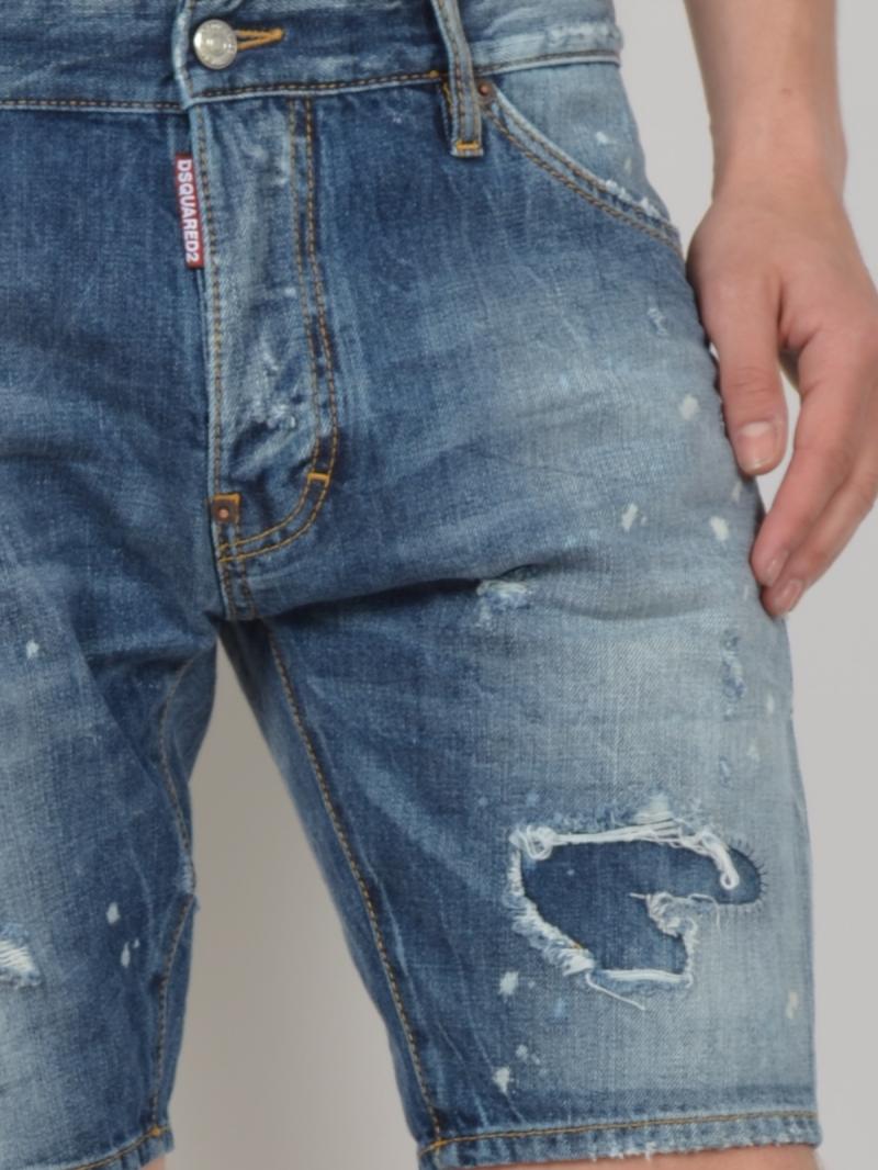 DSQUARED2