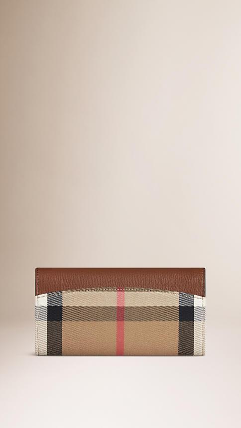 SPRING-SUMMER 2018 BURBERRY House Check and Leather Continental Wallet