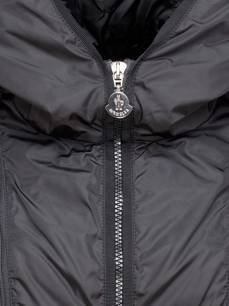 MONCLER ” LIM ”