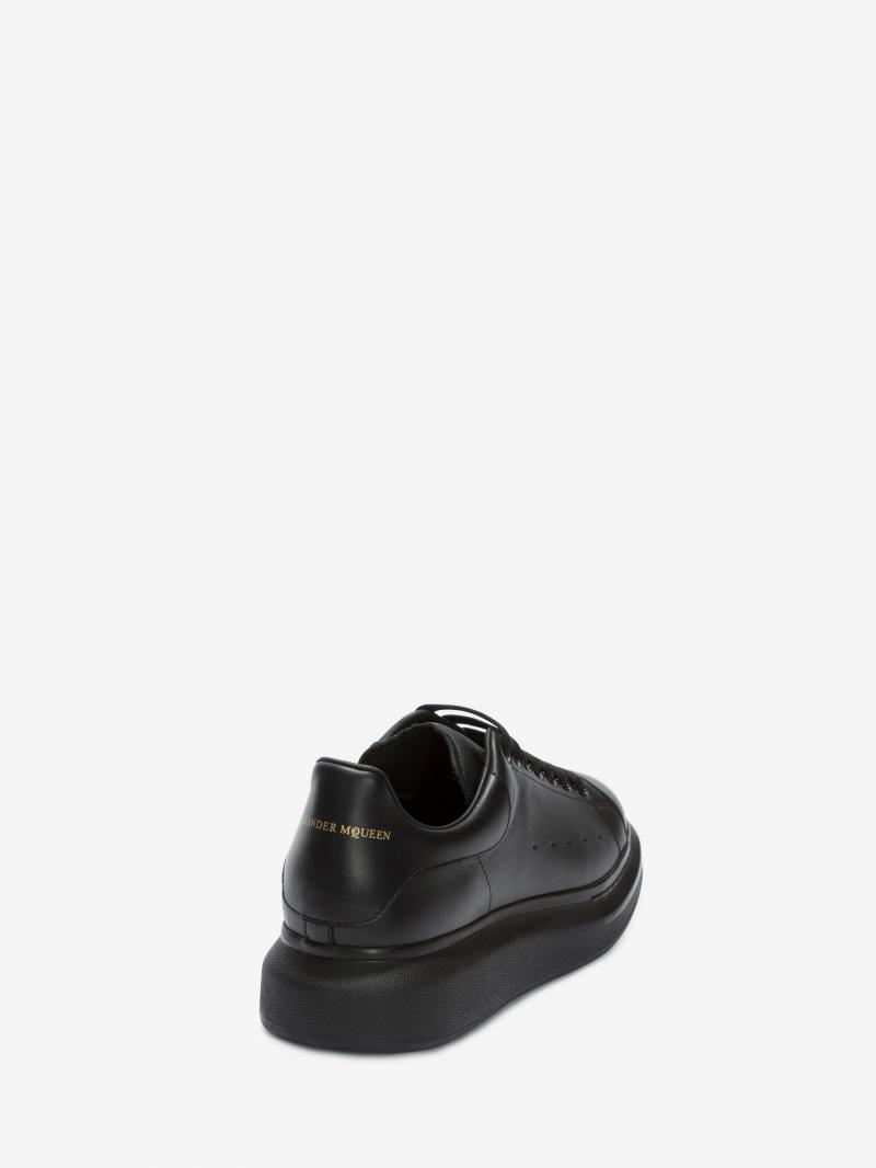 Alexander McQueen oversized sneaker all black